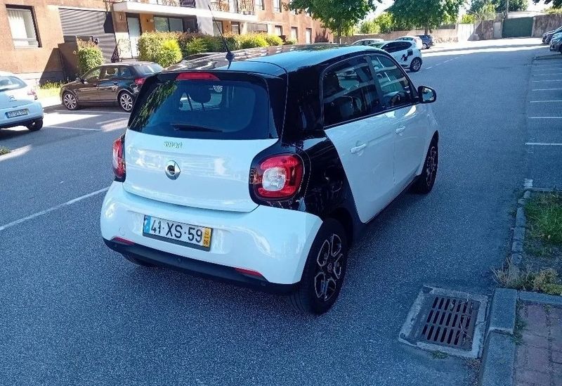 Smart Forfour • 2019 • 41,000 km 3