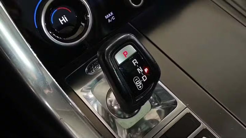 Land Rover Range Rover Sport • 2018 • 97,068 km 5