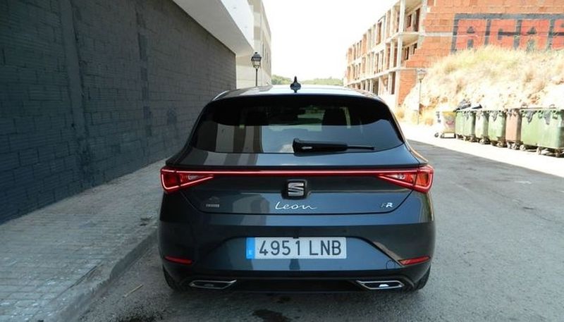 Seat Leon • 2021 • 52,500 km 5