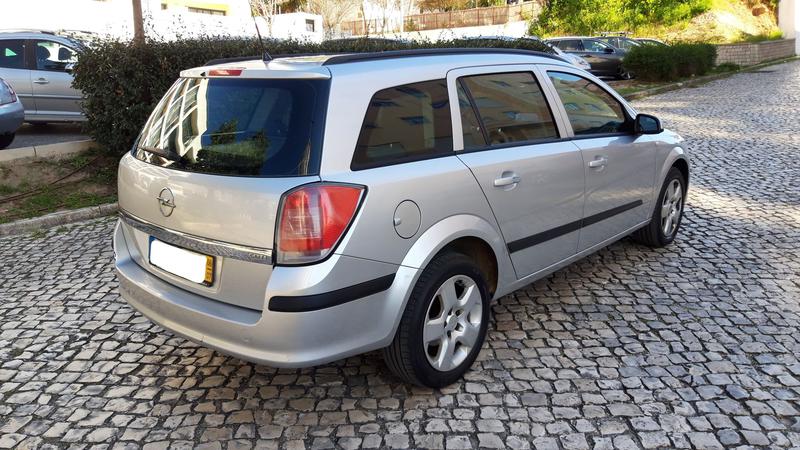 Opel Astra • 2006 • 292,000 km 4