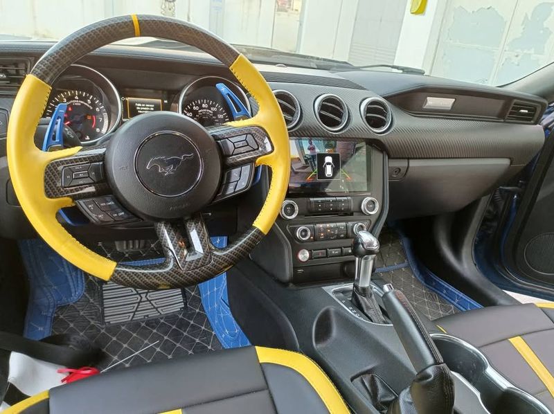 Ford Mustang • 2018 • 106,000 km 3