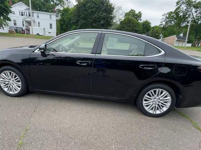 Lexus ES 350 • 2018 • 17,860 km 8