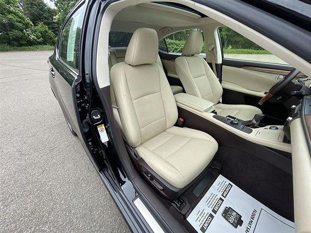 Lexus ES 350 • 2018 • 17,860 km 7