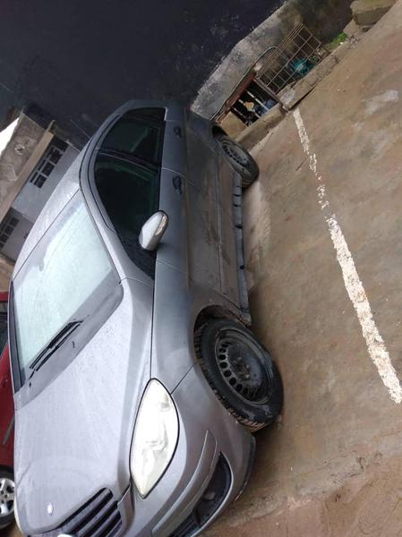 Mercedes-Benz Trieda B • 2006 • 200 km 4