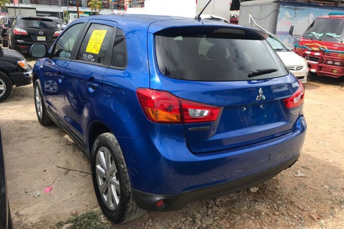 Mitsubishi Outlander • 2015 • 56 km 3