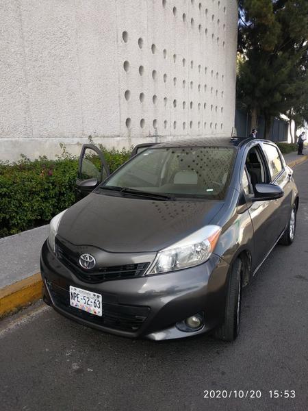 Toyota Yaris • 2012 • 128,000 km 1