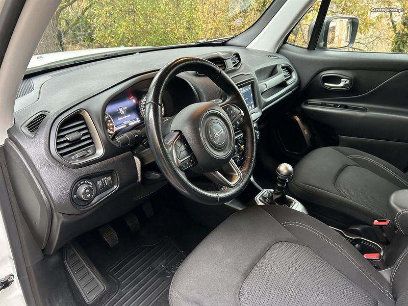 Jeep Wrangler • 2020 • 90,000 km 5