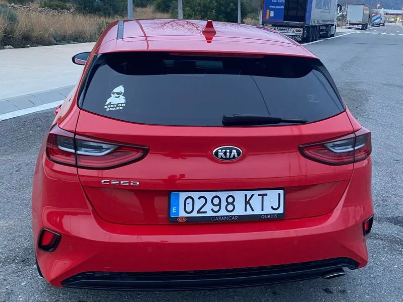 Kia Cee`d • 2019 • 157,121 km 6