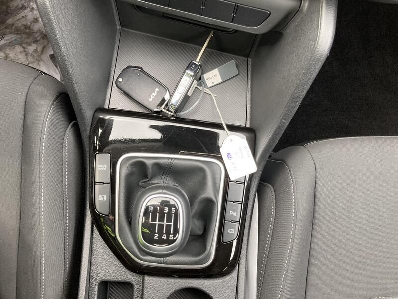 Kia Sportage • 2023 • 16,359 km 40