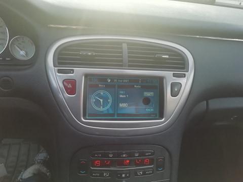 Peugeot 607 • 2005 • 240,000 km 2