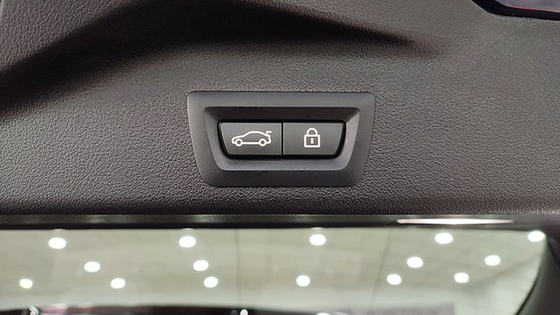 BMW X5 • 2020 • 42,284 km 17