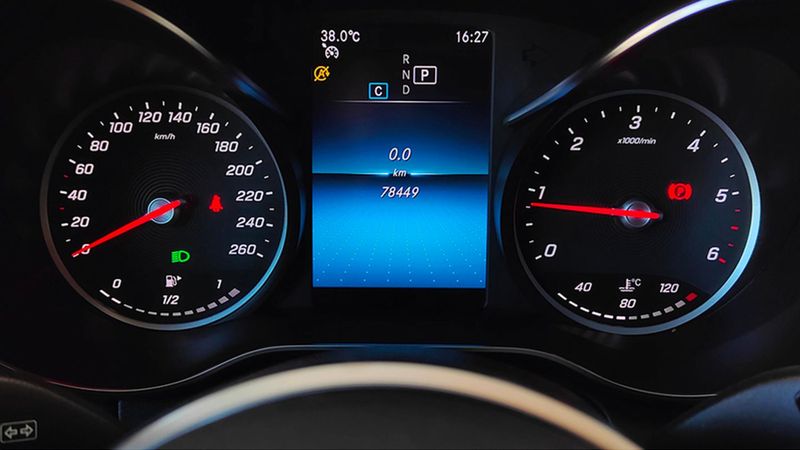 Mercedes-Benz C-Class • 2020 • 78,449 km 24