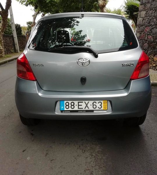 Toyota Yaris • 2007 • 139,999 km 3