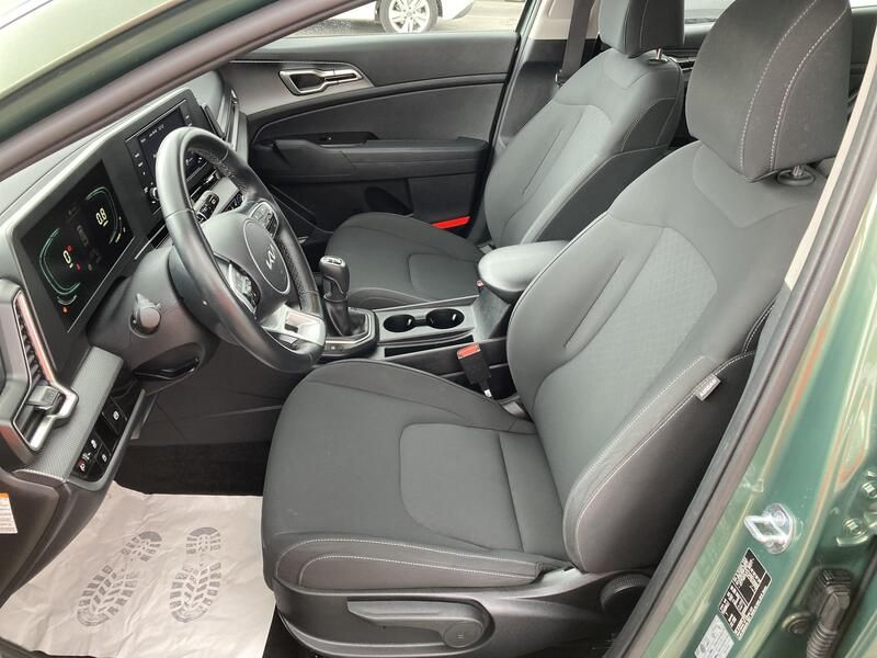 Kia Sportage • 2023 • 28,233 km 8