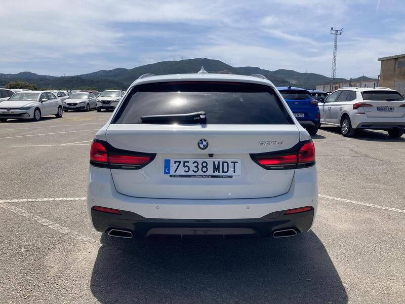 BMW 5 Series • 2023 • 19,800 km 4