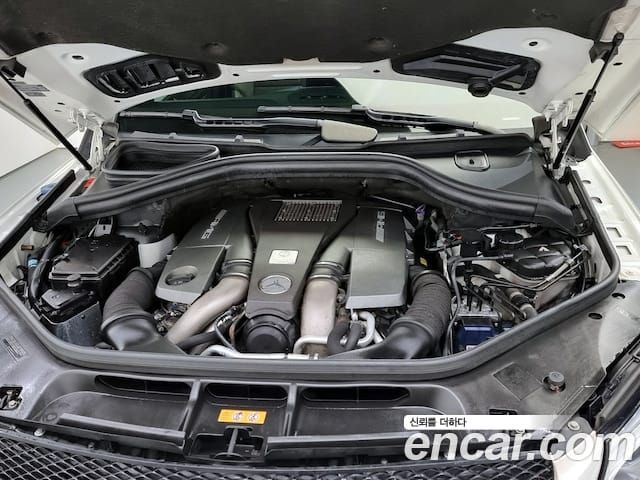 Mercedes-Benz GLE • 2018 • 102 km 7