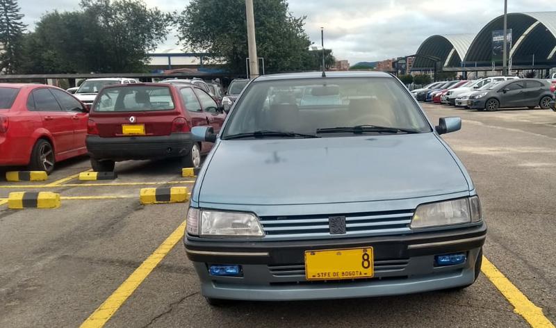 Peugeot 405 • 1993 • 216,000 km 6