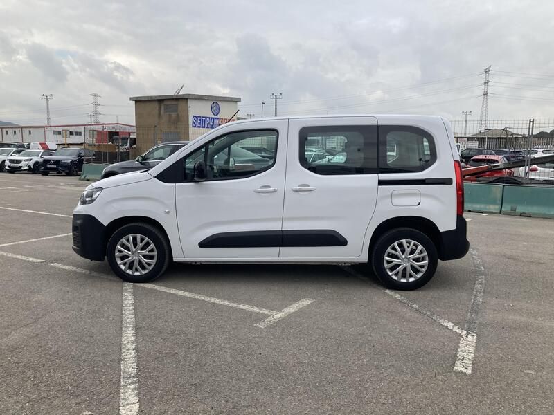 Fiat Doblo • 2024 • 30,304 km 2