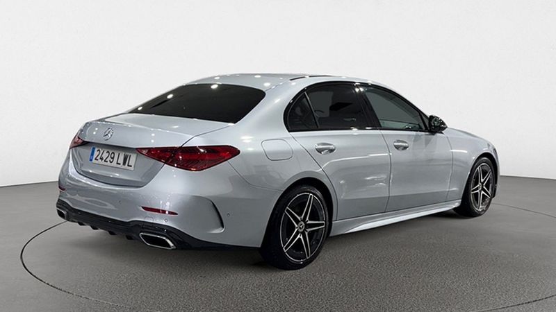 Mercedes-Benz C-Class • 2022 • 88,431 km 5