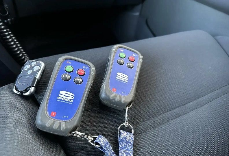 Toyota Land Cruiser • 1990 • 276,000 km 10