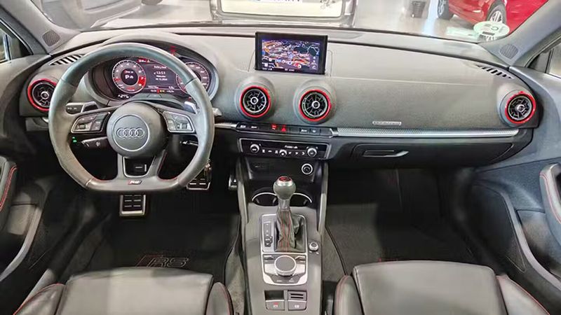 Audi RS 3 • 2019 • 102,216 km 9