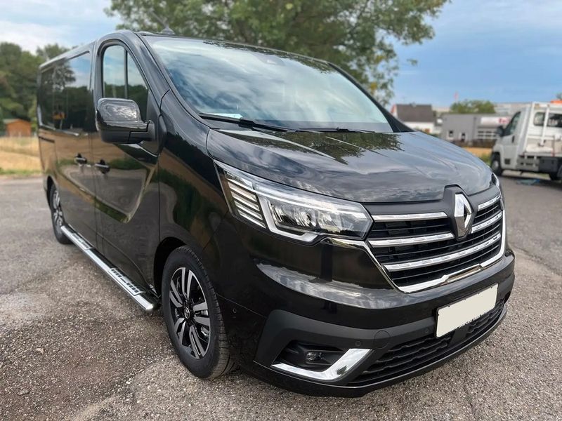 Renault 10 • 2021 • 56,000 km 6