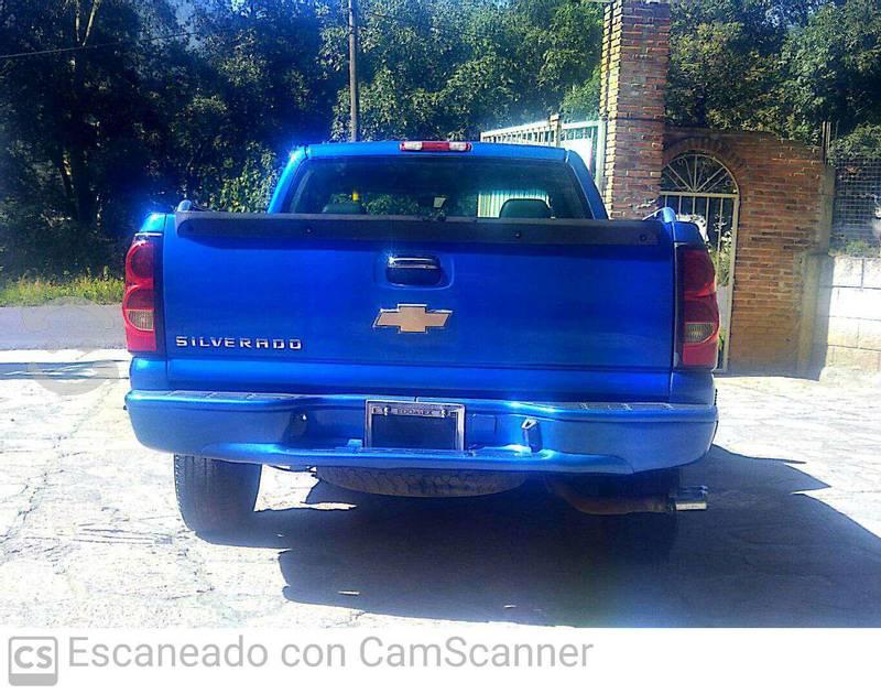 Chevrolet Silverado 1500 • 2006 • 110,225 km 2