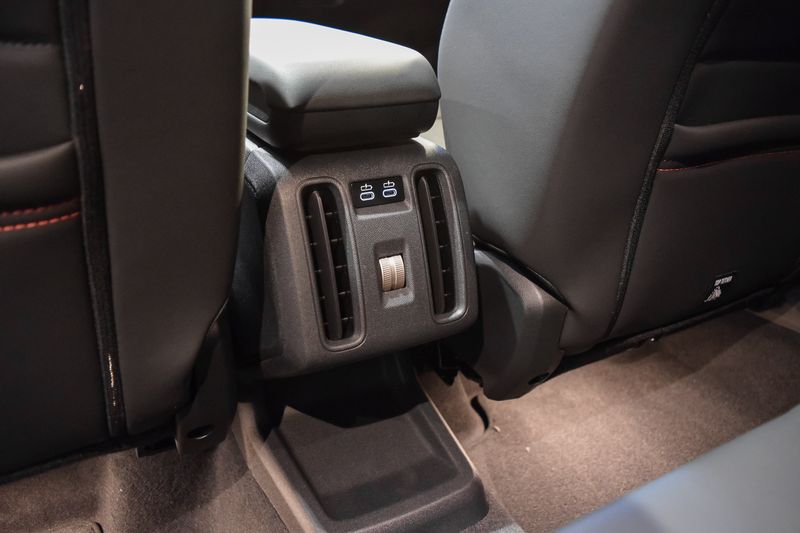 MINI Countryman • 2024 • 4,050 km 12