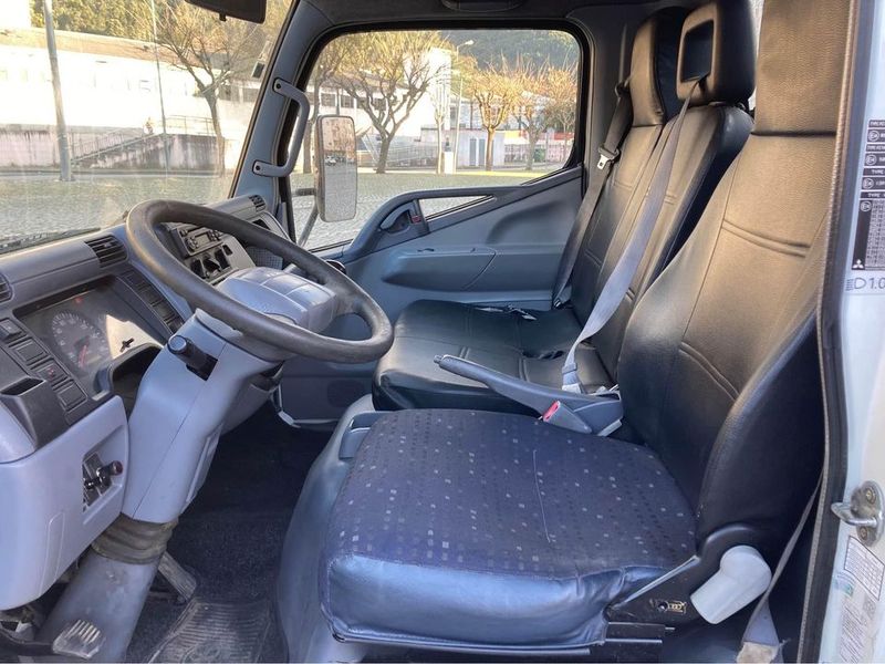 Mitsubishi Fuso canter • 2006 • 327,000 km 3