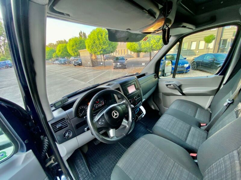 Mercedes-Benz Sprinter • 2015 • 181,184 km 2