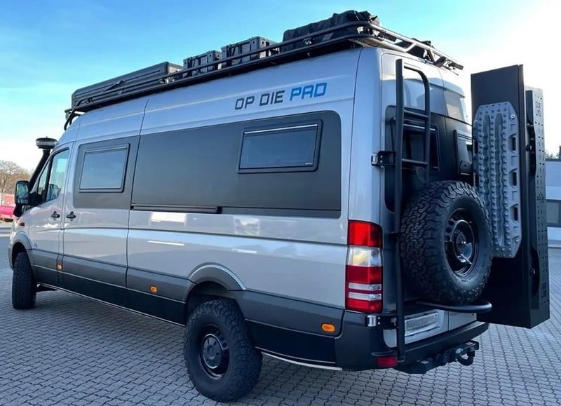 Mercedes-Benz Sprinter • 2019 • 89,900 km 2