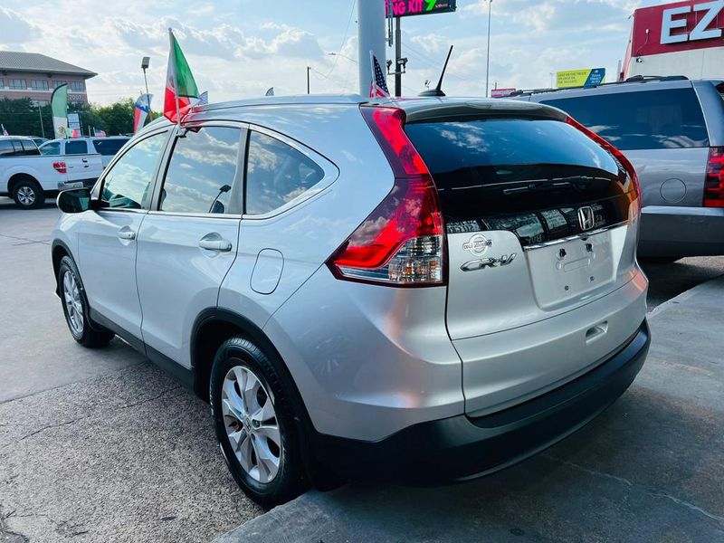 Honda CR-V • 2014 • 11,000 km 7