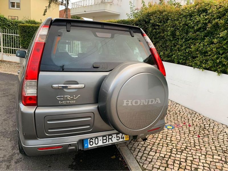 Honda CR-V • 2006 • 342,000 km 5