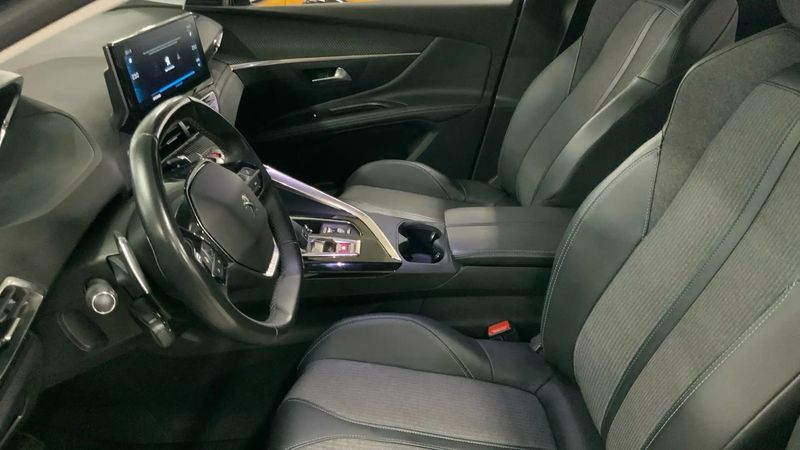 Peugeot 5008 • 2021 • 116 km 3