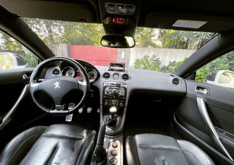 Peugeot RCZ • 2010 • 139,000 km 6