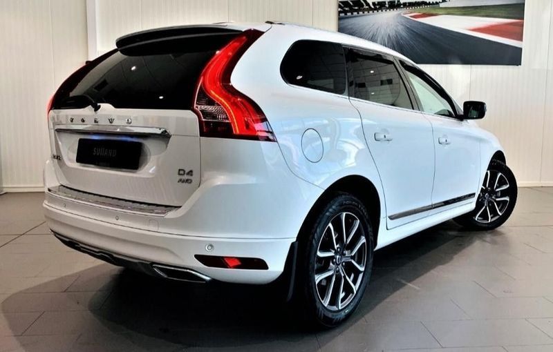 Volvo XC60 • 2016 • 106,000 km 2