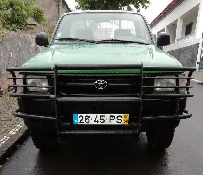 Toyota Hilux • 2000 • 300,000 km 1
