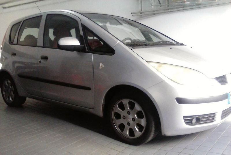 Mitsubishi Colt • 2005 • 170,000 km 1