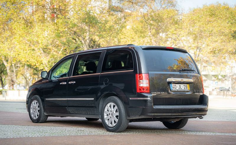 Chrysler Grand Voyager • 2010 • 129,800 km 1