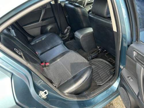 Mazda 3 • 2010 • 115,000 mi 3