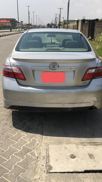 Toyota Camry • 2009 • 143,305 km 2