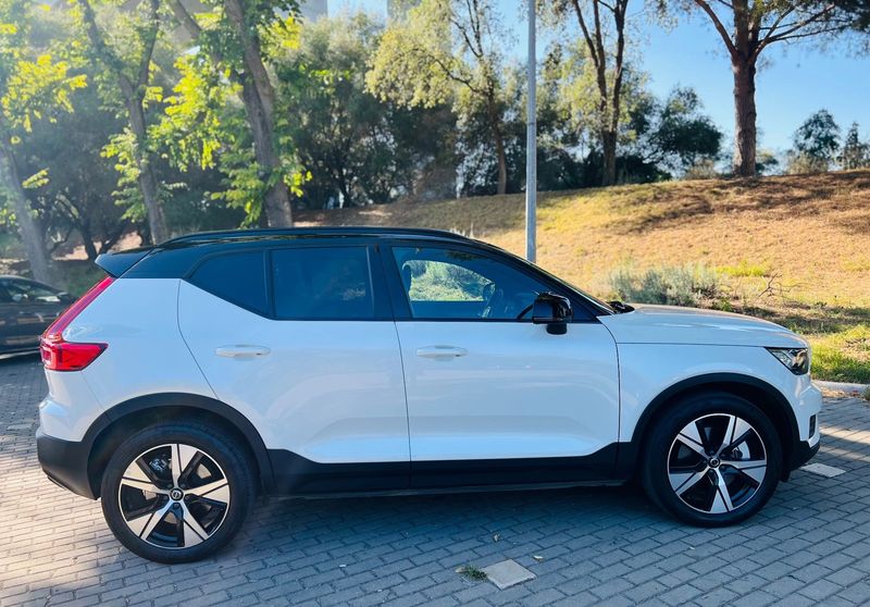 Volvo XC40 • 2021 • 48,476 km 6