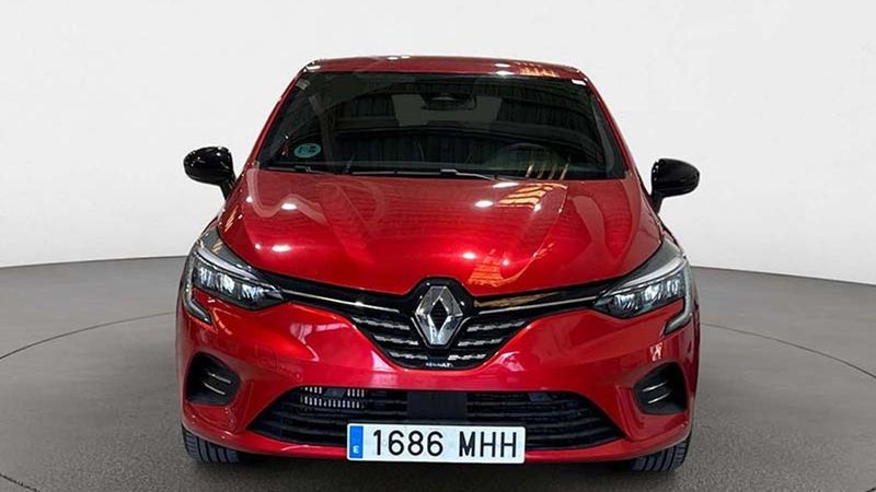 Renault Clio • 2023 • 5,750 km 11
