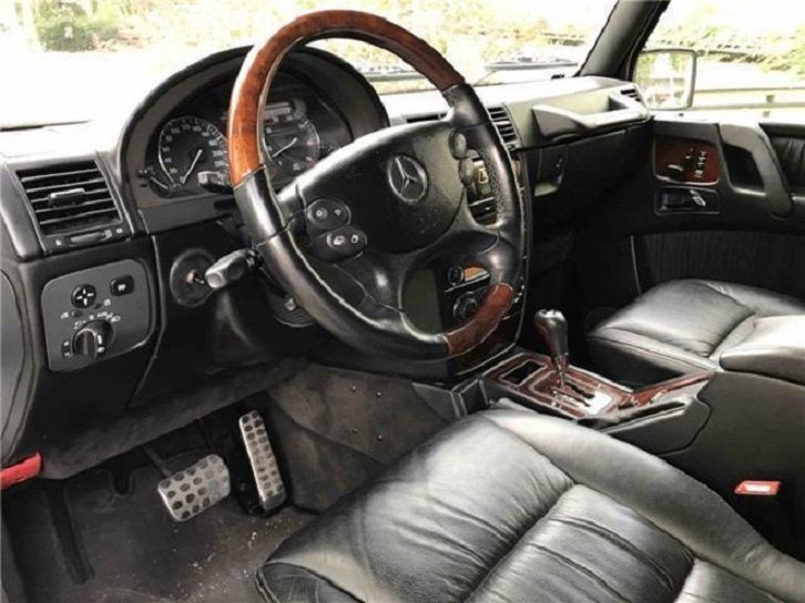 Mercedes-Benz G-Class • 2009 • 135,000 km 6