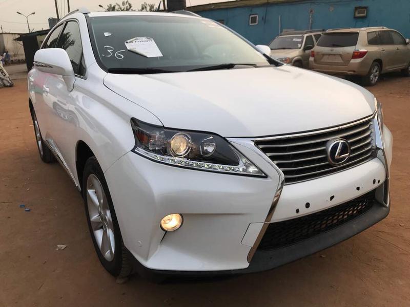 Lexus RX • 2010 • 64,000 km 1