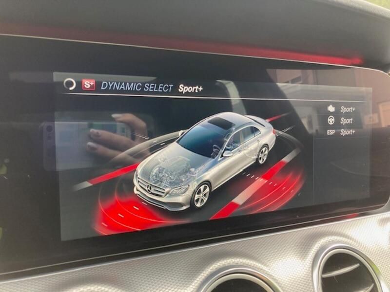 Mercedes-Benz E-Class • 2020 • 30,038 km 39