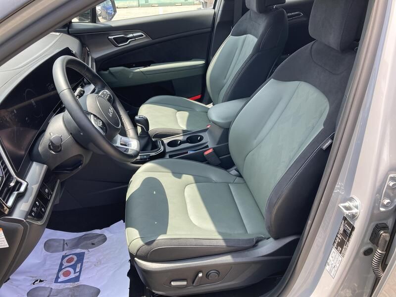 Kia Sportage • 2024 • 4,955 km 21