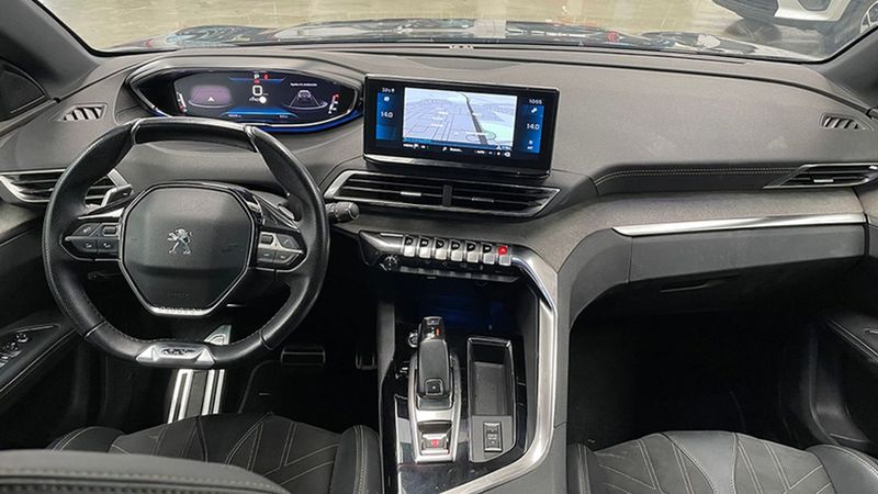 Peugeot 5008 • 2021 • 48,226 km 4