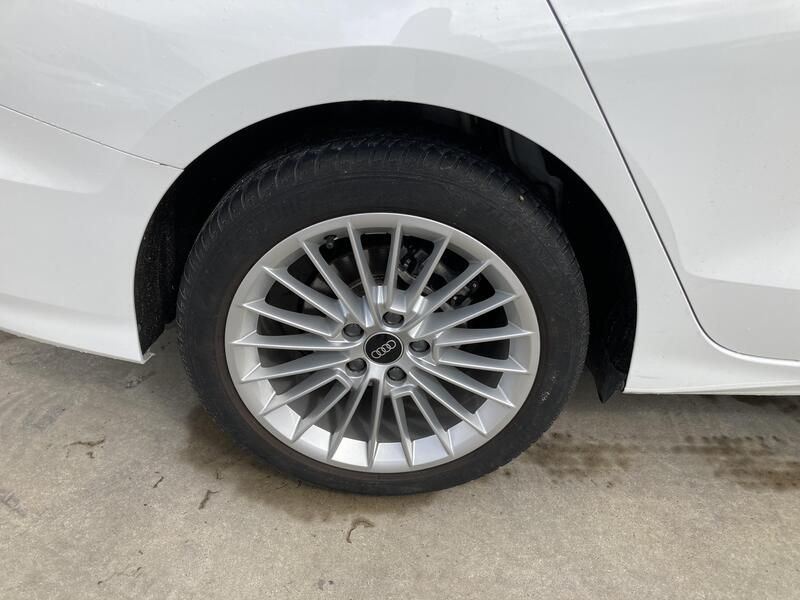 Audi A3 • 2021 • 61,000 km 8