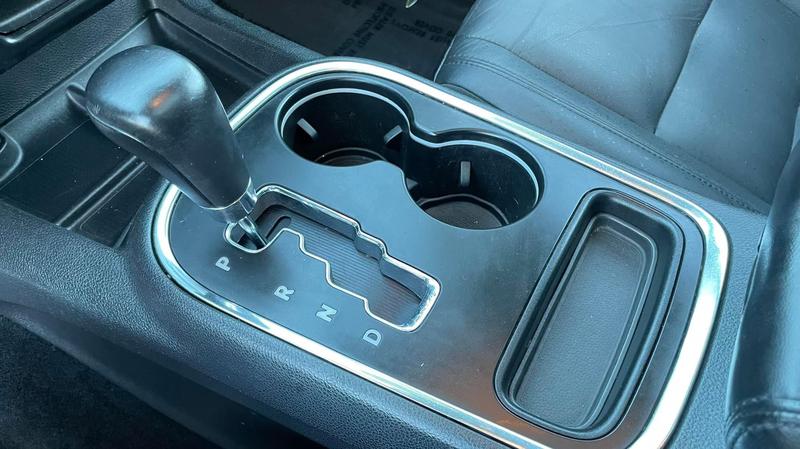 Dodge Attitude • 2013 • 173 km 9